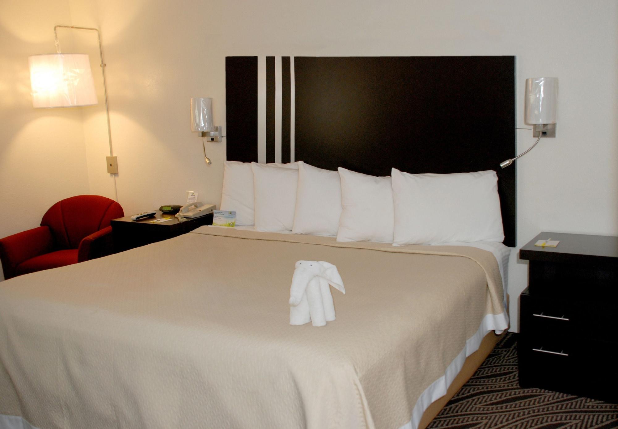 Days Inn By Wyndham Dyersburg Exterior photo