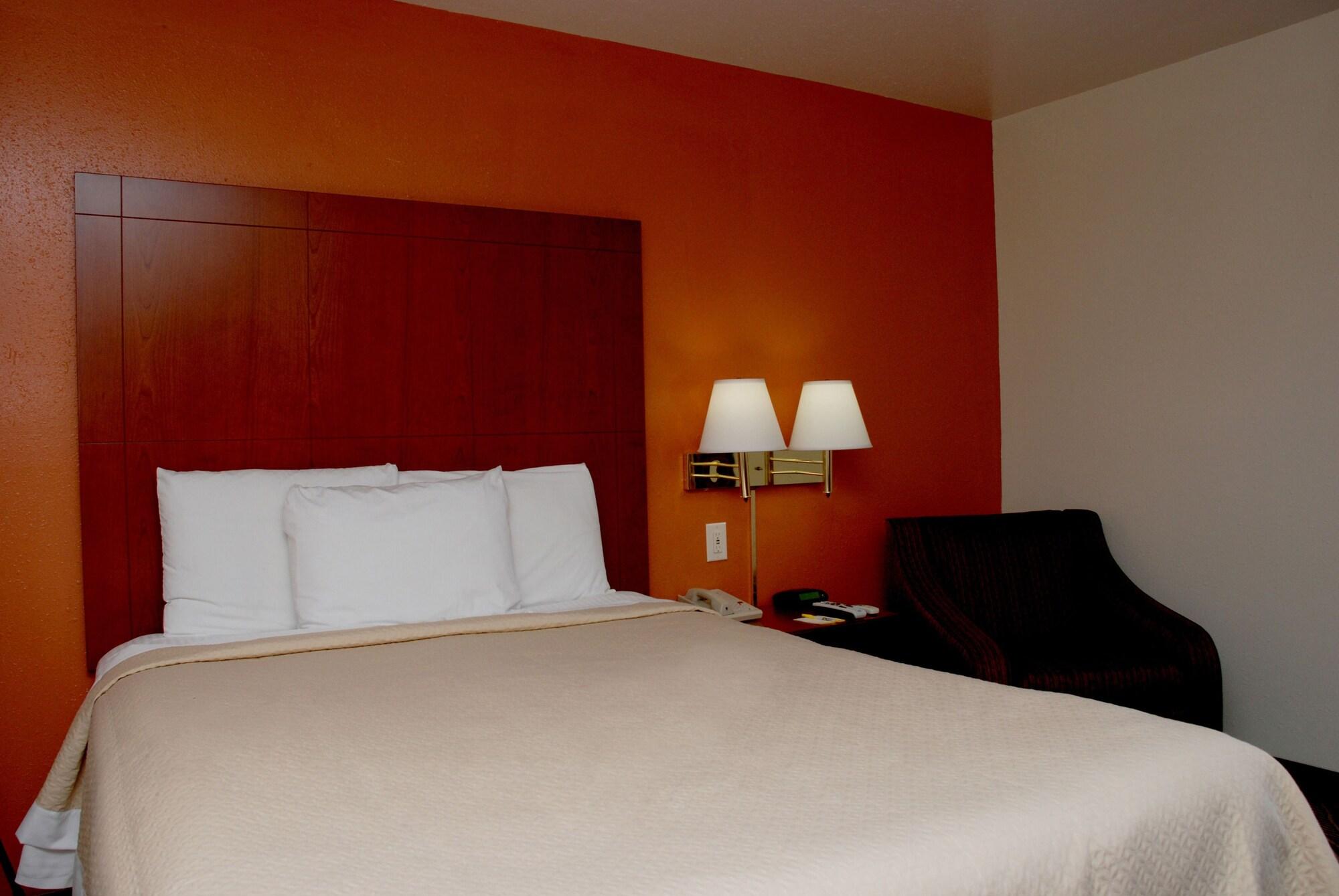 Days Inn By Wyndham Dyersburg Exterior photo