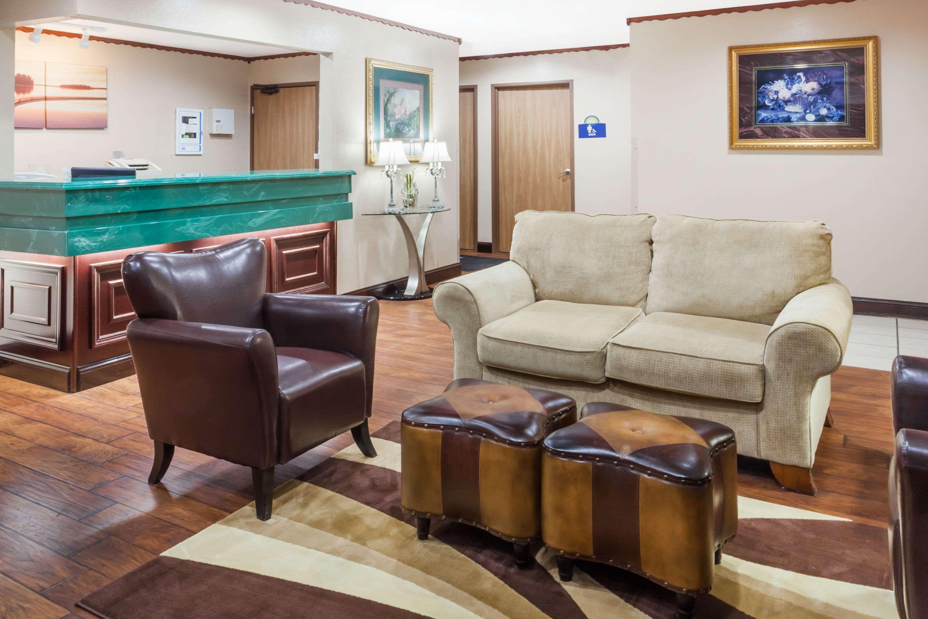 Days Inn By Wyndham Dyersburg Exterior photo
